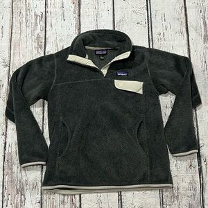 Patagonia Gray and Cream Fleece Jacket